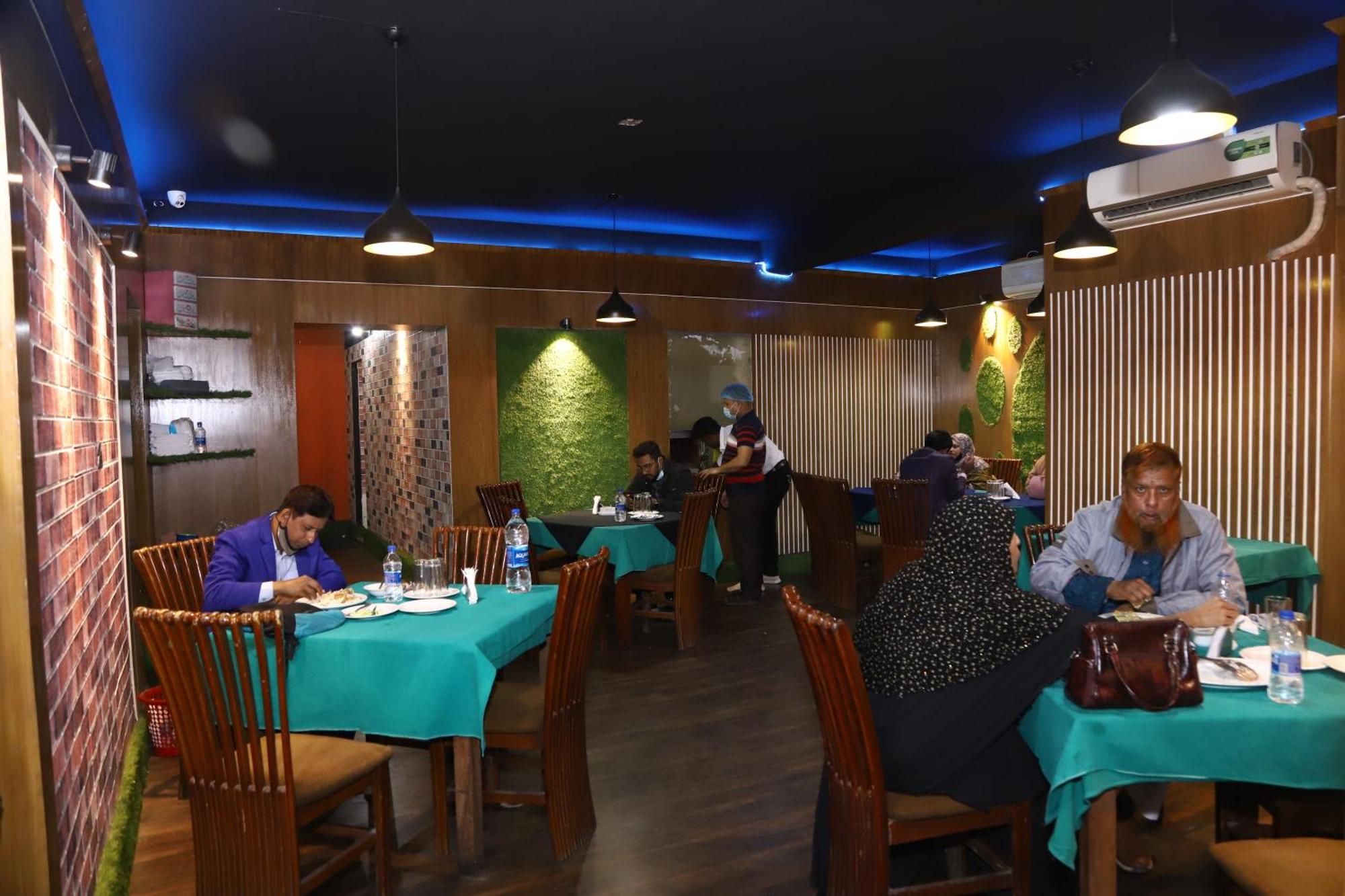 דאהקה Rezala Restaurant And Residence מראה חיצוני תמונה