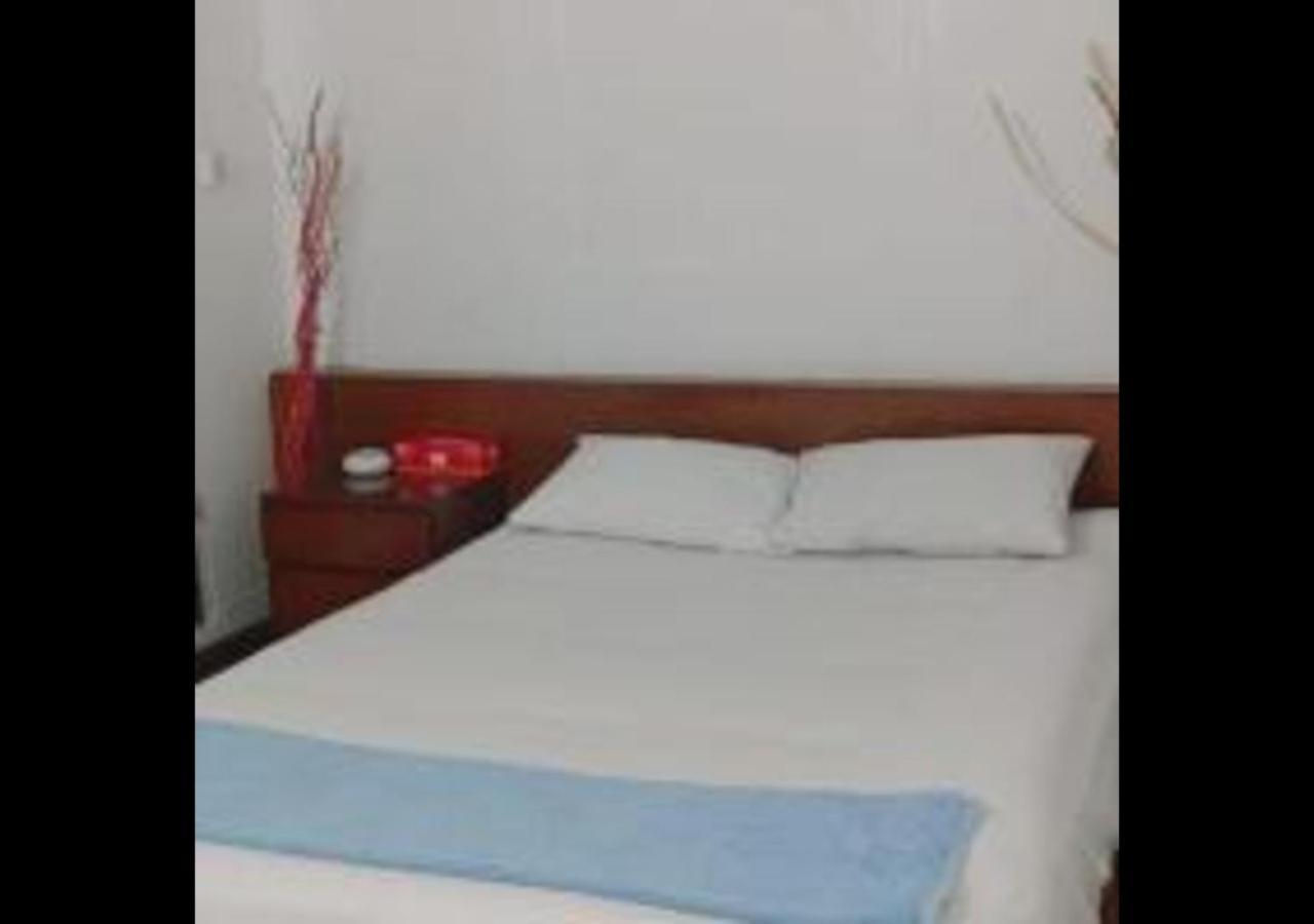 דאהקה Rezala Restaurant And Residence מראה חיצוני תמונה